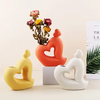 Креативна ваза във формата на сърце Статуя Мислител Скандинавските керамични мат абстрактни Изделия за дома Гидропонный Саксия За Украса на масата
