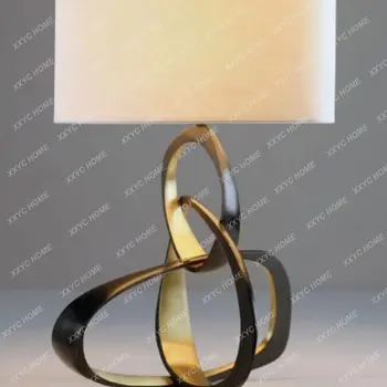 Модерна и креативна настолна лампа от чиста мед Прост дизайн на проба от Стаите в Отдел 