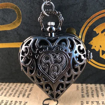Черен кварцов джобен часовник във формата на сърце с куха дърворезба, арабски цифри, колие Унисекс, часовници с окачване, мъжки и женски подаръци, фантастика
